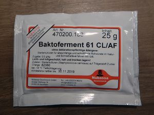 Weißes Päckchen mit der Aufschrift: Baktoferment 61 CL/AF
