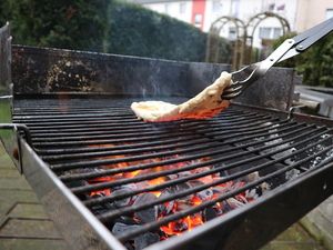 Naan Brot auf Grill