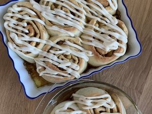 Zimtschnecken mit Apfel